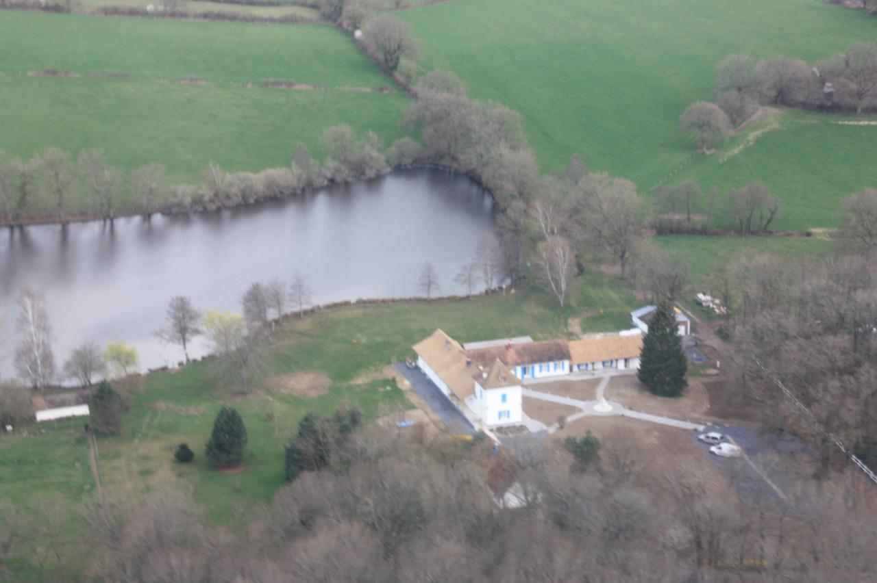 La Maison Du Lac Thionne Екстериор снимка